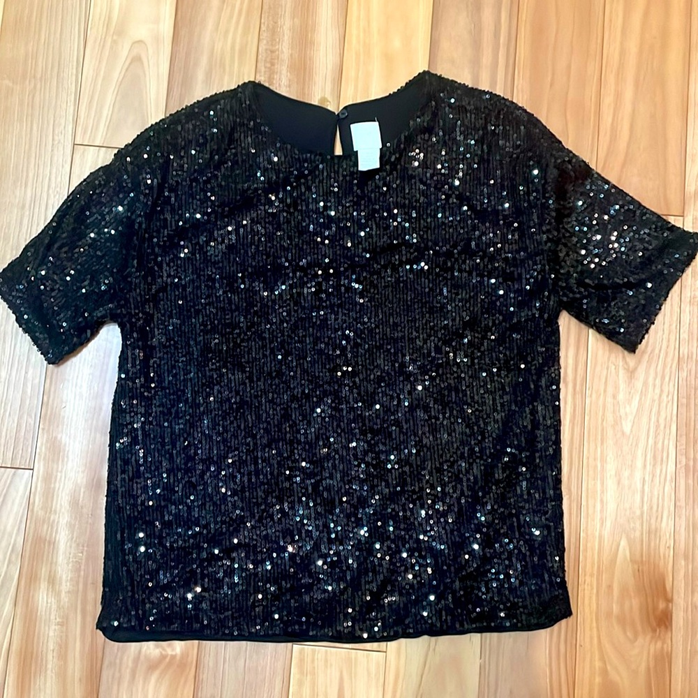 H&am black sequin short sleeve top. Size S.